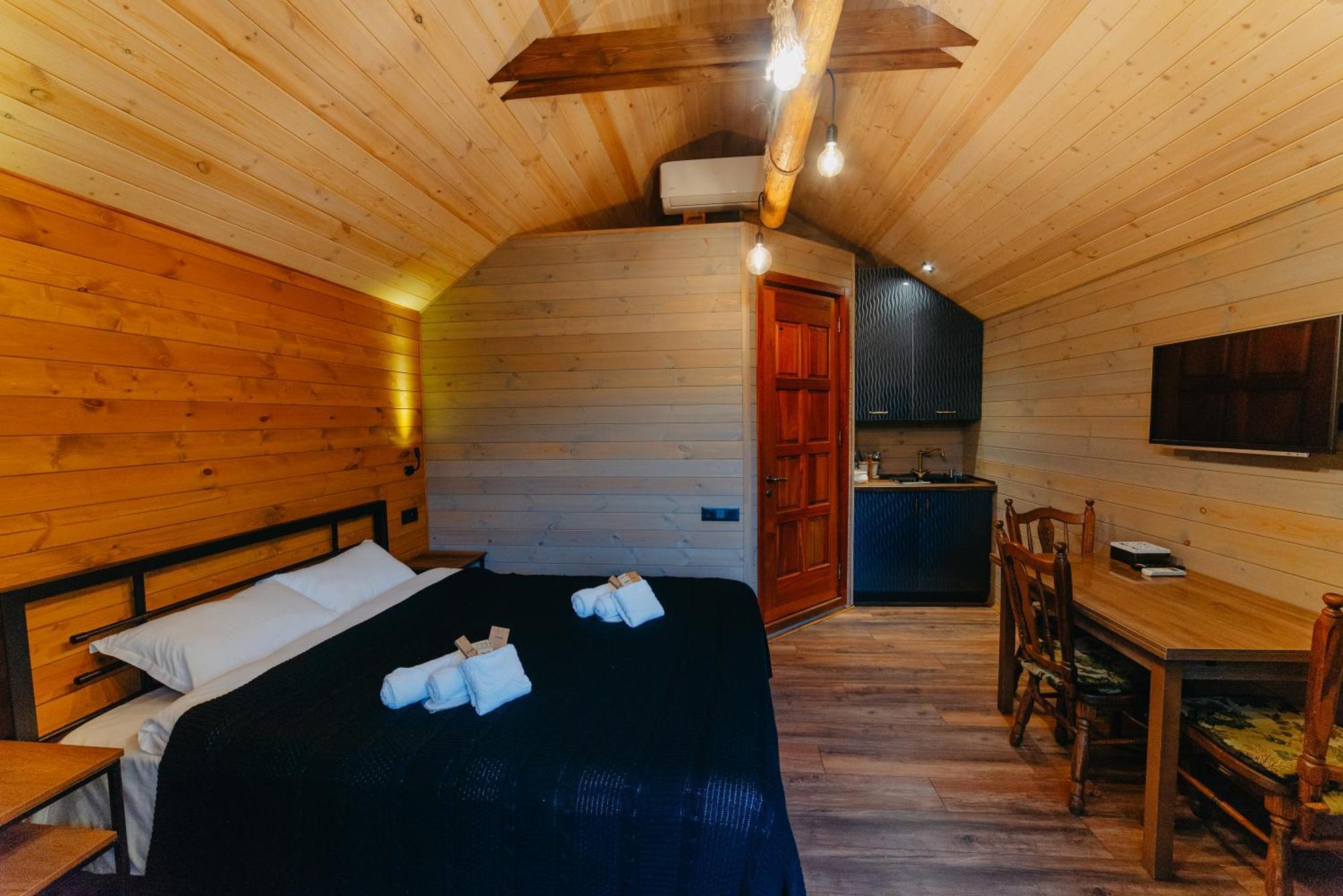 Wanderholic Hotel Telavi Ngoại thất bức ảnh